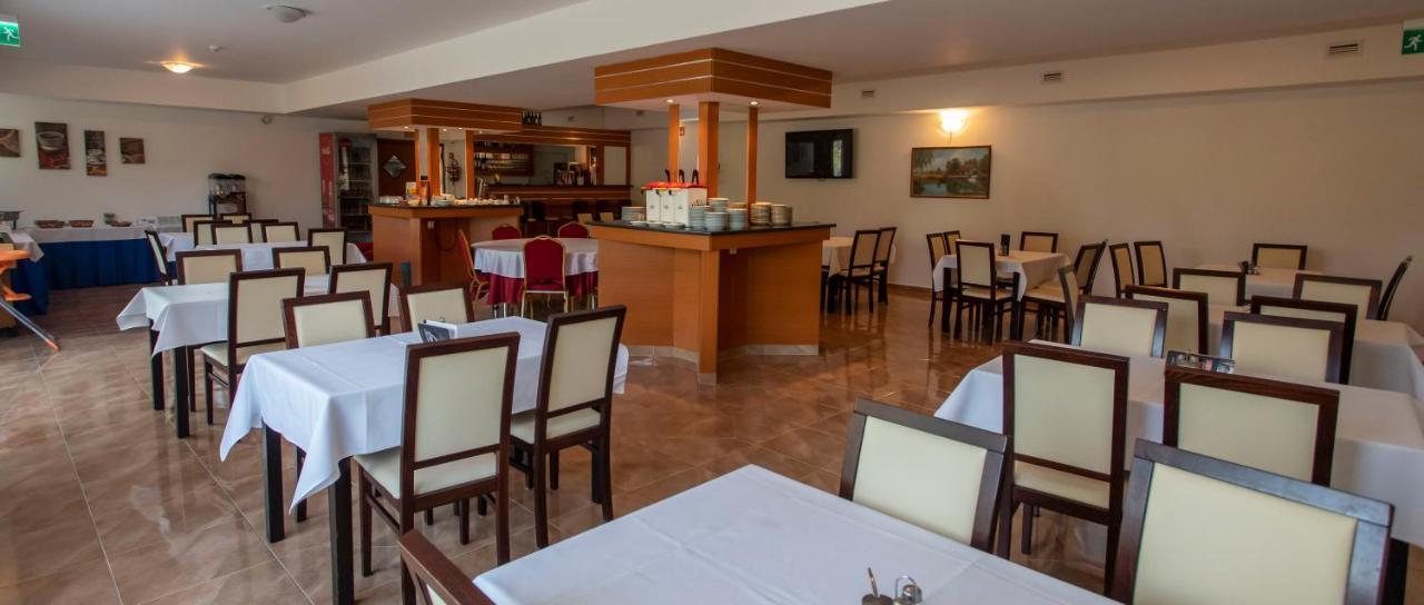Margareta Apartman Es Ueduelohaz Bogacs Exterior photo